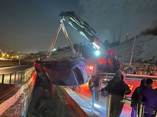 Hakkari'de su kanalına düşen otomobilde 1 kişi yaralandı