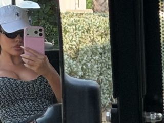 Ronaldo'nun nişanlısı Georgina Rodriguez'den yeni kareler! Minik bikinisiyle sahilde koştu