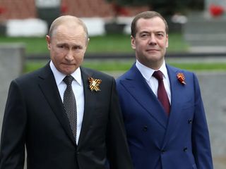 Medvedev: Dondurulmuş varlıklarımızın Ukrayna'ya verilmesini savaş sebebi sayarız