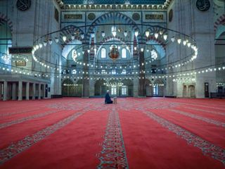 5 Aralık 2025 Cuma Hutbesi: Bugünkü hutbe metni ve namaz saatleri