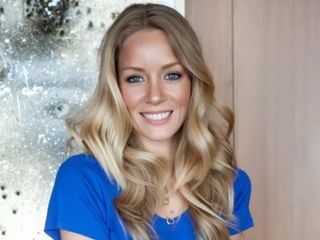 Bade İşçil güzel olmanın zorluklarını anlattı: "Kadınlar beni kıskanıyor"