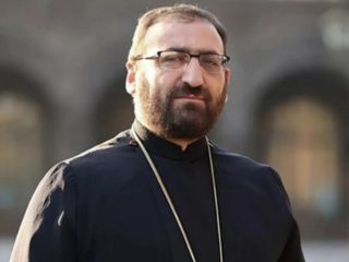 Ermenistan istihbaratı, ülkenin Başpiskoposunu gözaltına aldı