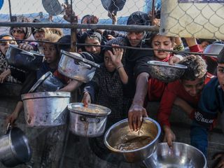 Gazze'de gıda krizi sürüyor