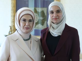 Emine Erdoğan, Suriye Cumhurbaşkanı Şara'nın eşi ile görüştü