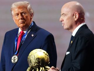 Donald Trump'a 'FIFA Barış Ödülü' verildi