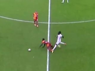 Galatasaray'dan paylaşım: Bu da mı kırmızı kart değil