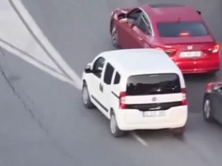 Beykoz'da 'kaynak manevrası' yapan 32 araca toplam 69 bin lira ceza kesildi