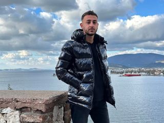 Balıkesir'de 20 yaşındaki genç başından vurulmuş halde bulundu