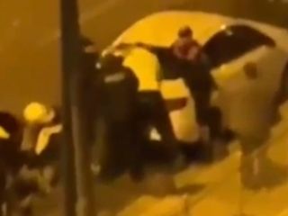 İstanbul'da polisin 'Dur' ihtarına uymayan ve mukavemet eden kişi gözaltına alındı