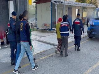 Denizli merkezli 2 ilde katalogdan evlilik vaadiyle dolandırıcılığa 5 gözaltı