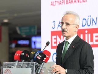 Abdulkadir Uraloğlu duyurdu: Havaalanlarına kuş ve drone önleme sistemleri geliyor