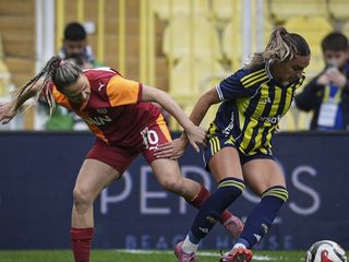 Kadınlar derbisinde Fenerbahçe, Galatasaray'ın yenilmezlik serisine son verdi
