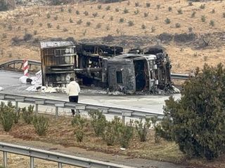 Gaziantep'te TAG Otoyolu’ndaki tır yangını sonrası yol trafiğe açıldı