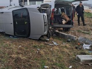 Amasya’da kamyonetler çarpıştığı kazada 4 kişi yaralandı