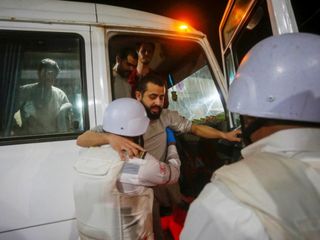 İsrail, alıkoyduğu 5 Filistinliyi aylar sonra serbest bıraktı