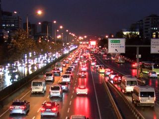 İstanbul’da trafik yoğunluğu oluştu