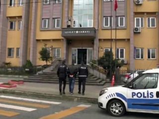 Sarp Sınır Kapısı'nda 69 suçtan aranan şüpheli yakalandı