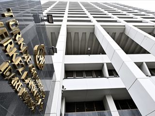 Ekonomistlerin Beklentisi: TCMB'nin politika faizini yüzde 38'e indirmesi