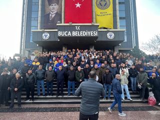 Buca Belediyesi’nde maaş krizi: İşçiler greve çıktı