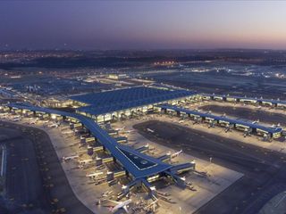 İstanbul Havalimanı bir kez daha Avrupa'nın zirvesinde yer aldı