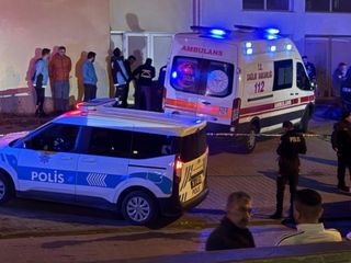 Kayseri'de 11. kattan düşen kız çocuğu can verdi