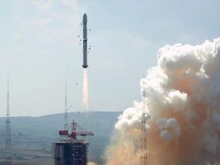 Çin 'Guovang' ağı internet uydularının 15. grubunu fırlattı