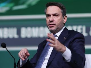 Alparslan Bayraktar: Türkiye'nin 10 milyar metreküp gaz ihraç kapasitesi bulunuyor