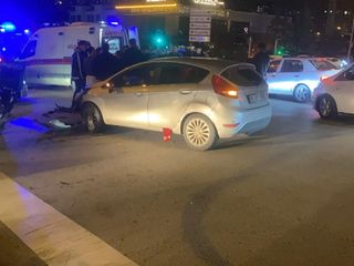 Ankara’da ışık ihlali yapan otomobil, 2 motosiklete çarptı: 2 yaralı