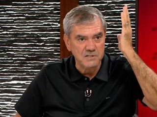 Yılmaz Özdil - Uğur Dündar geriliminde yeni perde: Kahraman gazeteci ayaklarına yatması utanç verici