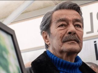 Kadir İnanır'dan yeni kare geldi