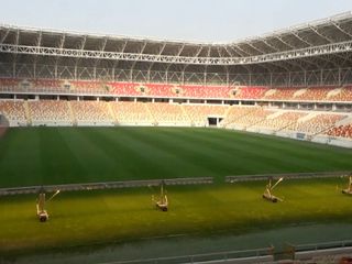 Yeni Malatyaspor'dan geriye kusursuz stadyum zemini kaldı