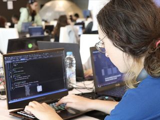 Türkiye’nin AR-GE manzarası değişiyor: Yazılım ilk kez imalatı geride bıraktı