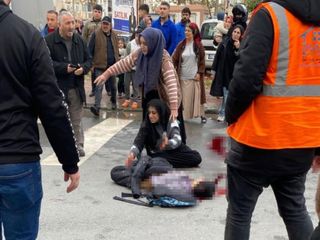 Kocaeli'de işçi servisinin çarptığı çocuk can verdi