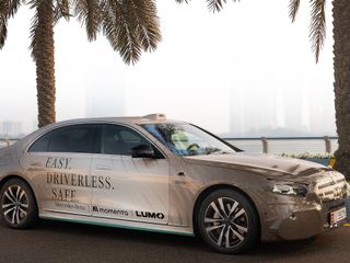 Yeni Mercedes S-Serisi sürücüsüz taksi hizmeti verecek