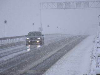 Sivas'ta kar yağışı etkisini artırdı
