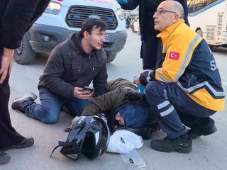 Bursa motosikletler kafa kafaya çarpıştı: 4 yaralı