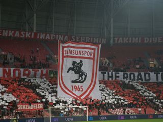 Samsunspor taraftarından AEK maçına özel koreografi