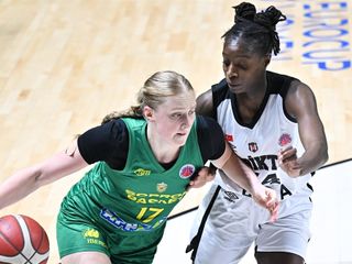 Beşiktaş'tan Sopron Basket'e 16 sayılık fark