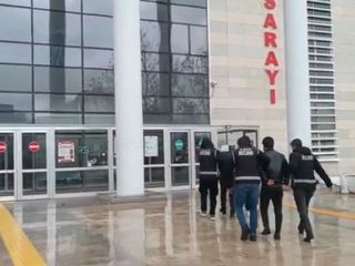 Elazığ'da ehliyet sınavında kopya çeken 7 sürücü adayına suçüstü