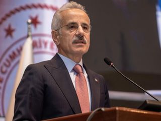 Abdulkadir Uraloğlu: Van Çevre Yolu'nun 28 kilometrelik 2 etabı açılıyor