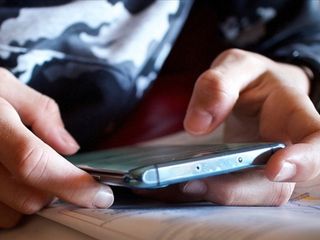 Masum paylaşımlar çocukların dijital geleceğini tehlikeye atıyor