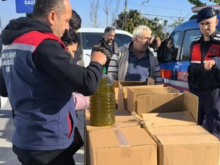 Aydın'da otobüsten 400 litre kaçak yağ çıktı