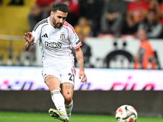 Portekiz basınının Rafa Silva iddiası: Serdal Adalı'dan söz aldı