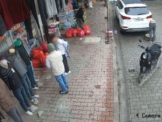 Iğdır’da çocukların giyim mağazasındaki hırsızlığı kameraya yansıdı