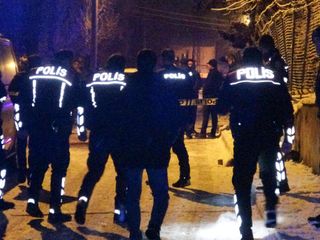 Erzurum'da evinin önünde başına isabet eden tek kurşunla öldürüldü