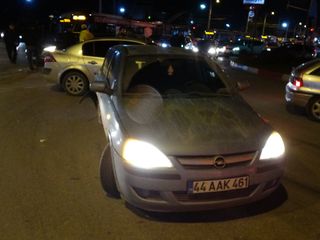 Malatya'da 3 araç birbirine girdi: 2 yaralı