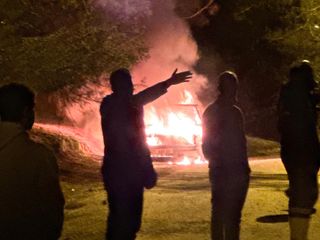 Adana'da otomobil patladı, feci şekilde can verdi