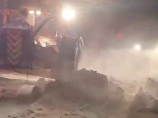 Erzurum'da kar ve tipi nedeniyle mahsur kaldılar