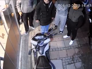 İstanbul'da baltayla kuaför bastı: Öldüreceğim seni