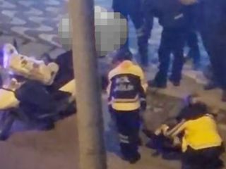 Eskişehir'de seyir halindeyken motosikletten düştü